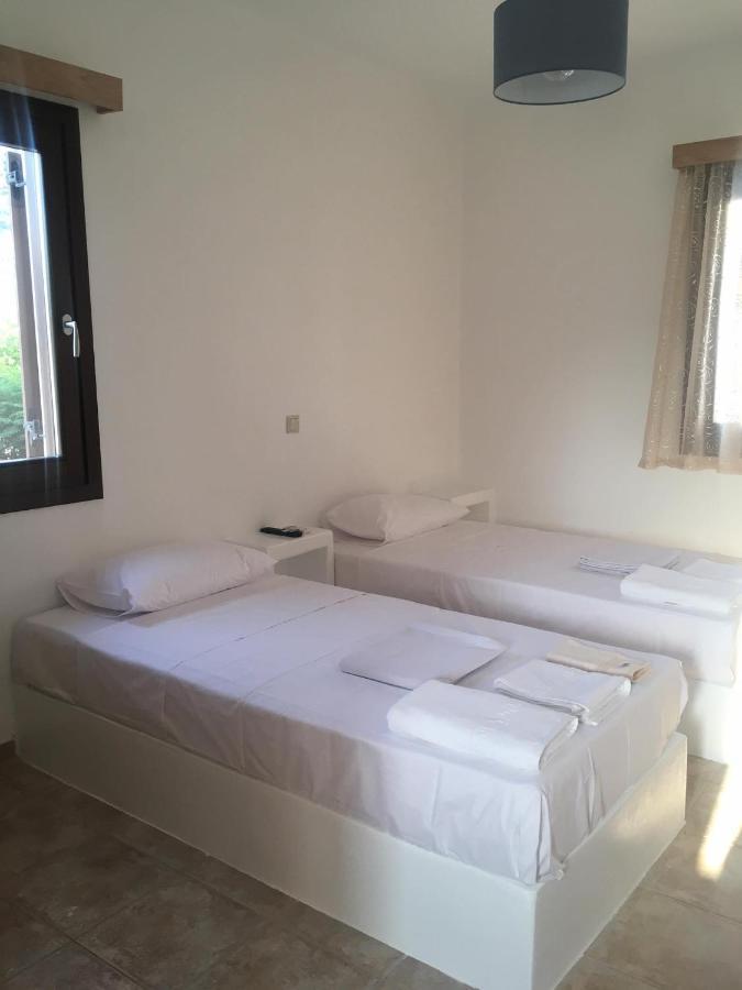 Iliaxtida Apartments Filótion المظهر الخارجي الصورة